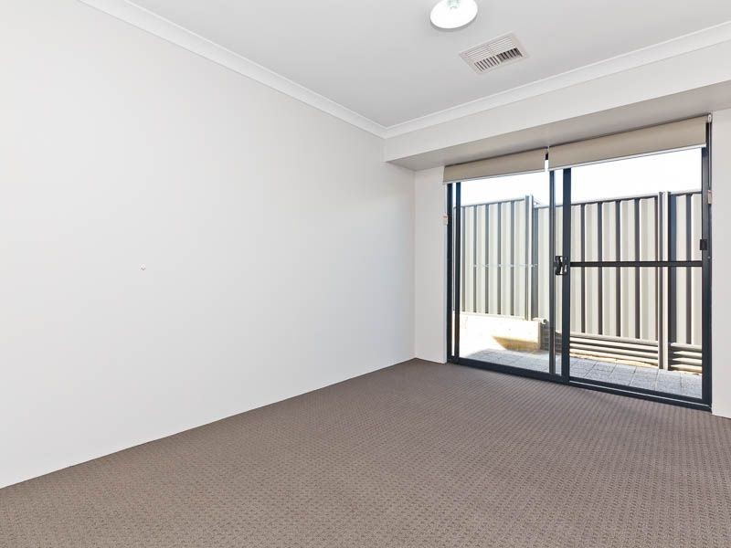 120 Mornington Crescent, Wandi WA 6167