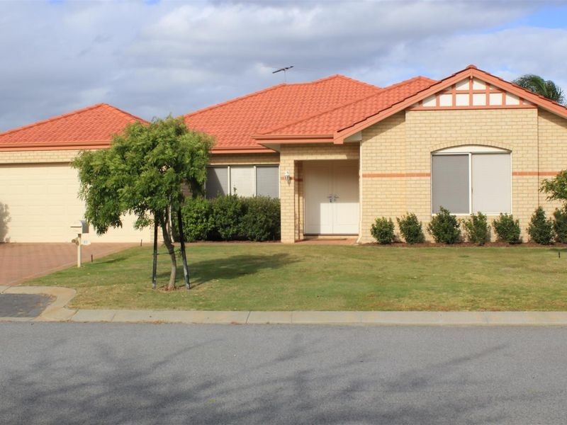 21 Charnley Bend, Success WA 6164