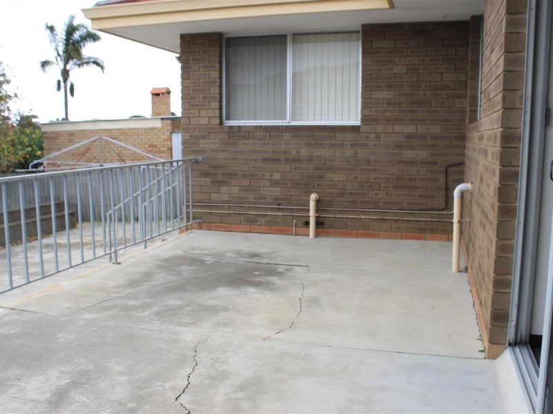 68 Newton Street, Spearwood WA 6163