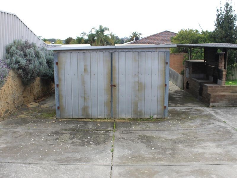 68 Newton Street, Spearwood WA 6163