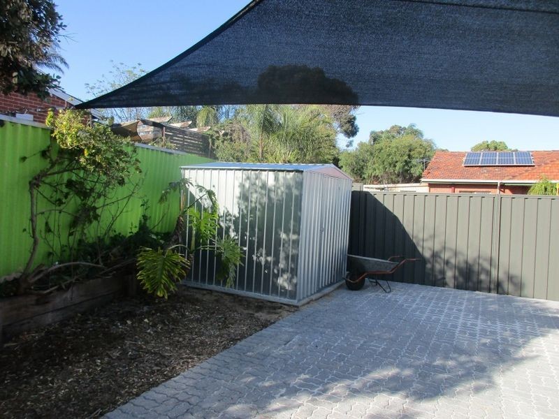 2 Halstead Street, Hamilton Hill WA 6163