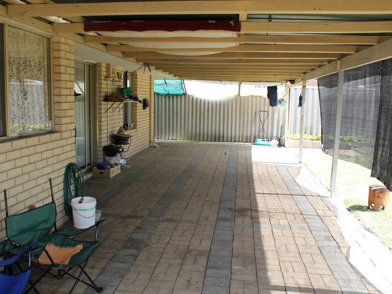 4 Briggs Street, South Lake WA 6164