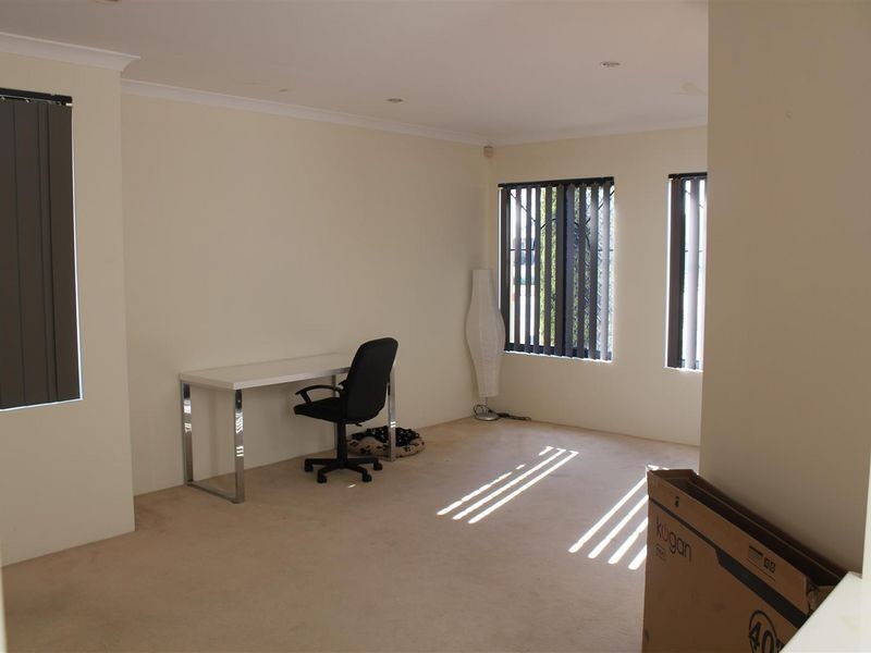10 Terelinck Crescent, Redcliffe WA 6104