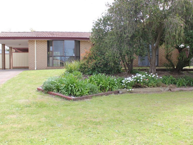 16 Heron Way, Yangebup WA 6164