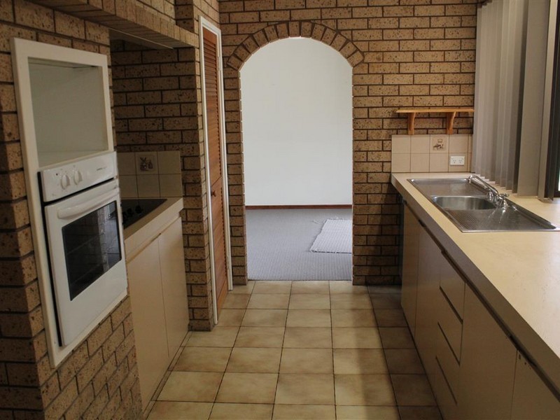 16 Heron Way, Yangebup WA 6164