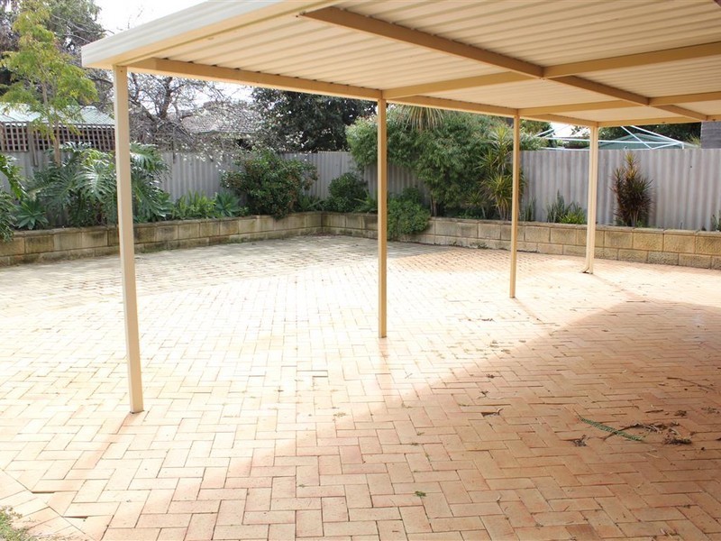 16 Heron Way, Yangebup WA 6164