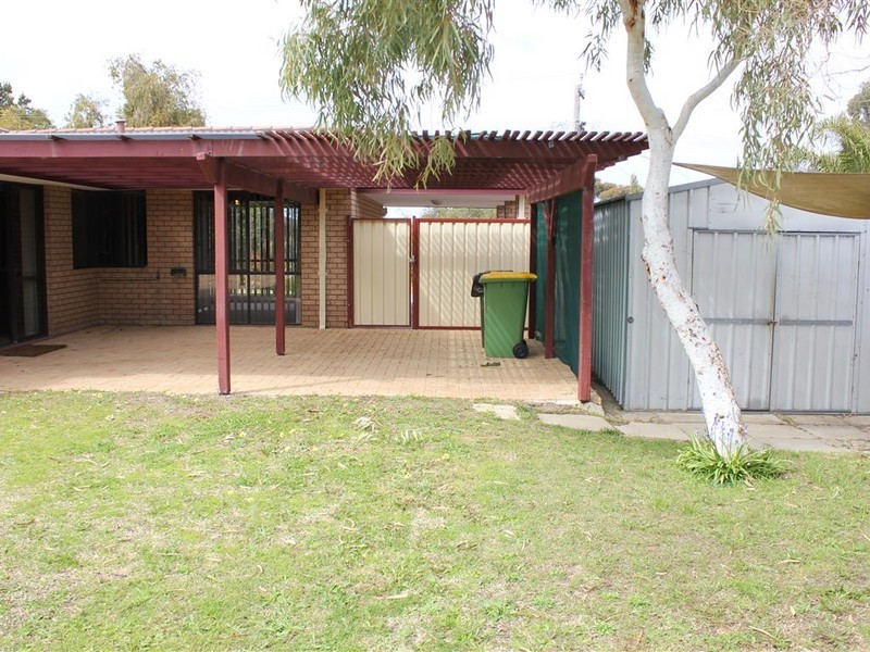 16 Heron Way, Yangebup WA 6164