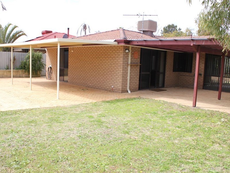 16 Heron Way, Yangebup WA 6164