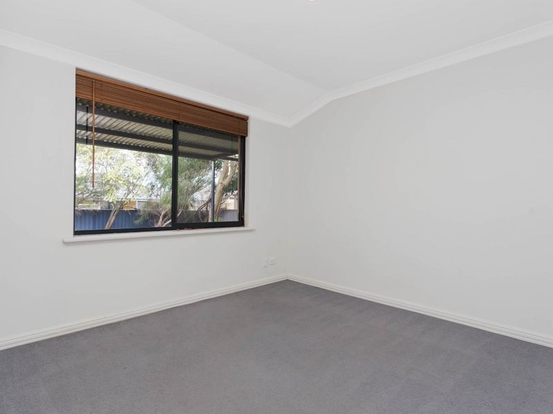 11 Kabbarli Court, South Lake WA 6164