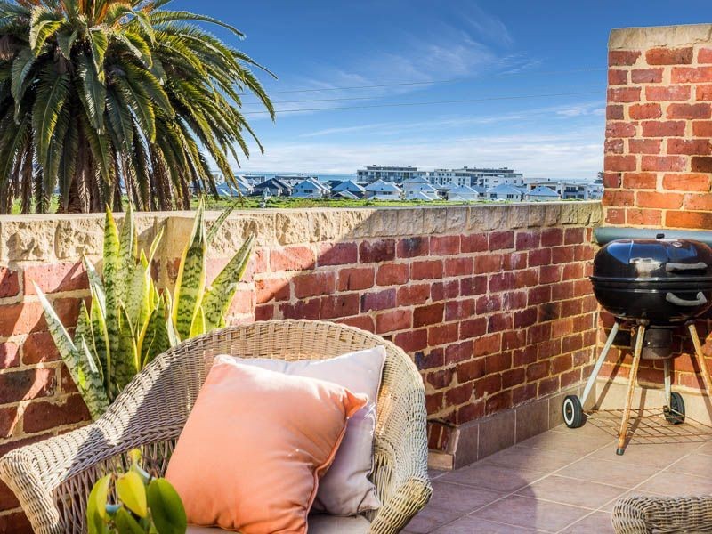 5/1A Rockingham Road, Hamilton Hill WA 6163