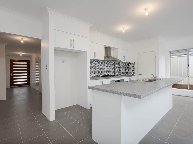 48 Firebrand Grove, Baldivis WA 6171