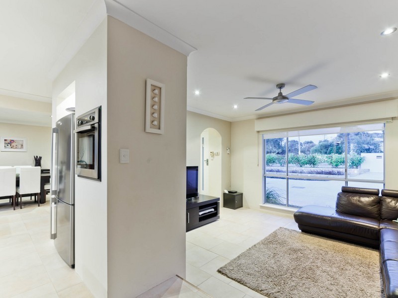 27 Osprey Drive, Yangebup WA 6164