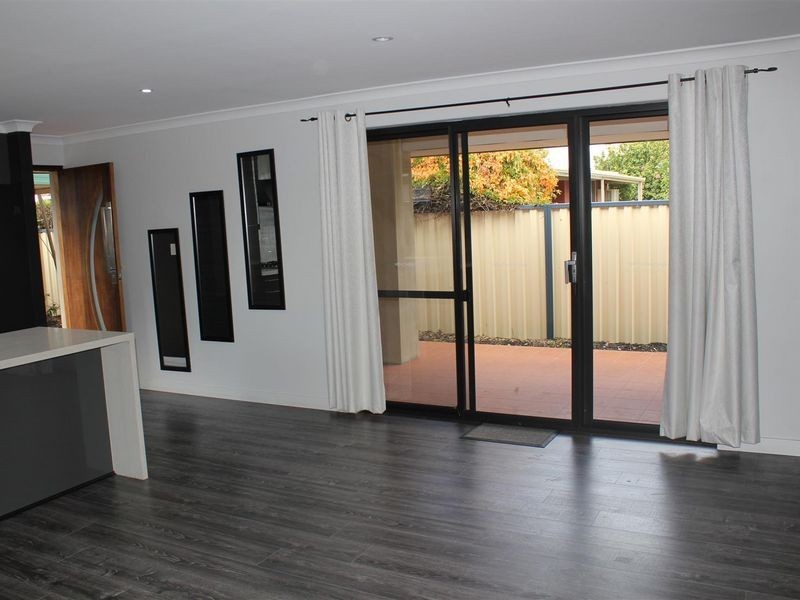 7a Cavendish Way, Parkwood WA 6147