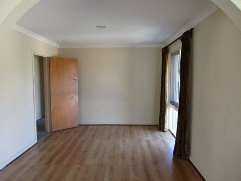 2 Pomfret Road, Spearwood WA 6163