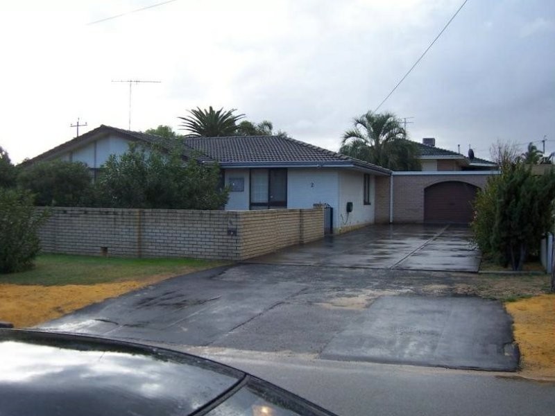 2 Pomfret Road, Spearwood WA 6163