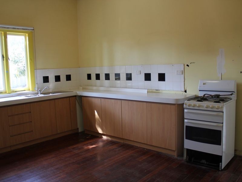 322 Rockingham Road, Spearwood WA 6163