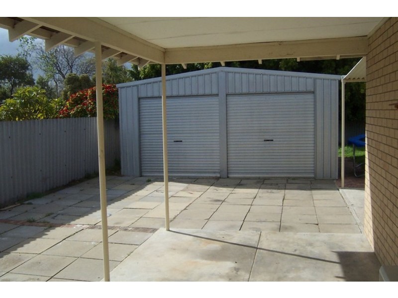 10 Waterton Way, Cooloongup WA 6168