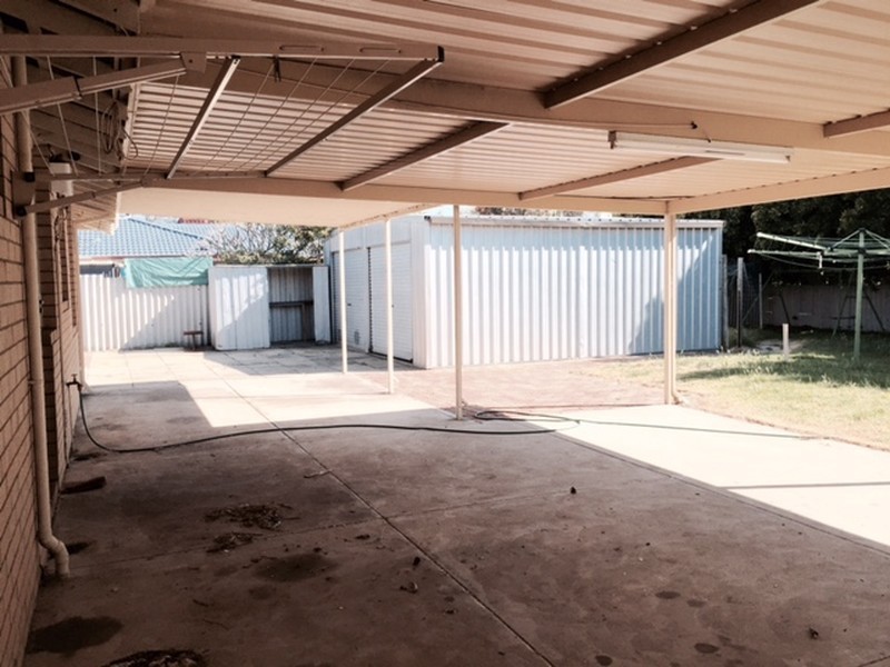 10 Waterton Way, Cooloongup WA 6168