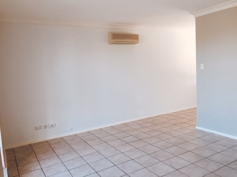 10 Waterton Way, Cooloongup WA 6168