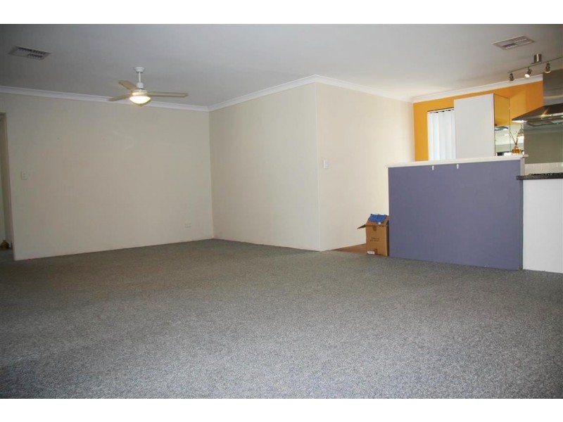 24 Burkett Terrace, Bertram WA 6167