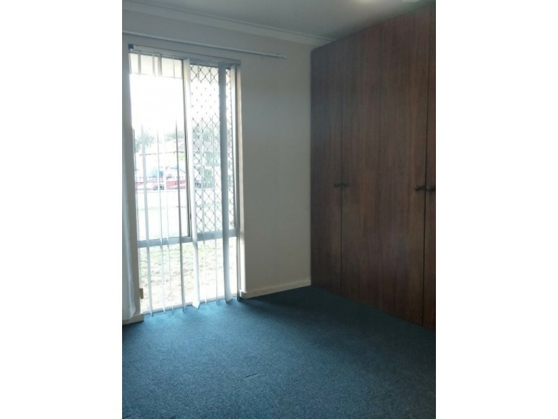 40 Sulphur Road, Parmelia WA 6167