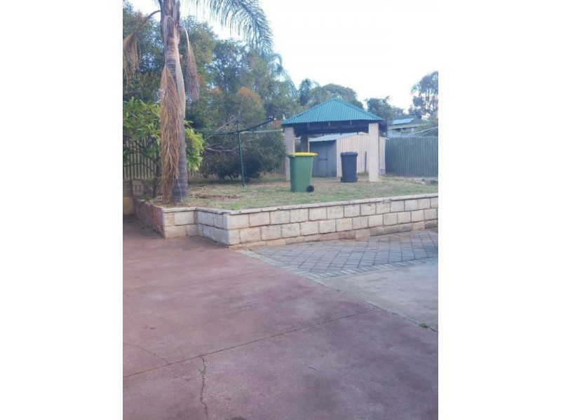 40 Sulphur Road, Parmelia WA 6167