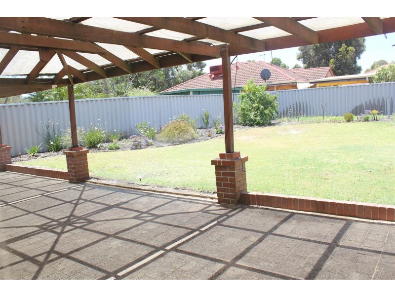 6 Naylor Close, Atwell WA 6164