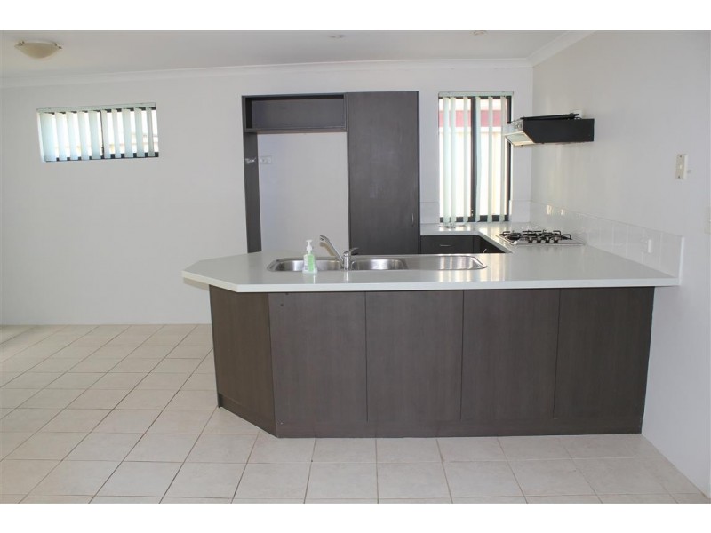 Villa 22/35 Barfield Road, Hammond Park WA 6164