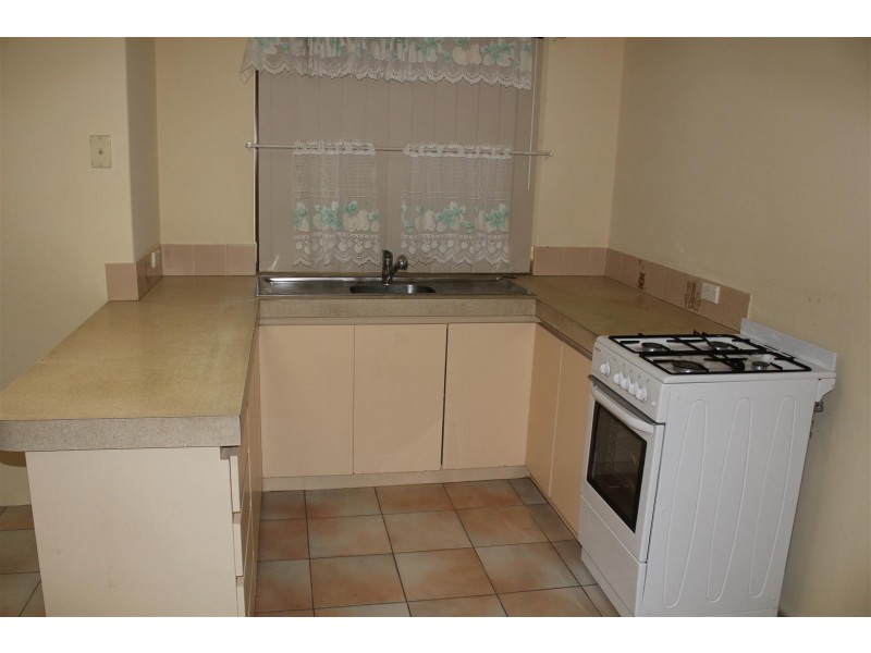 24 Strawberry Drive, Seville Grove WA 6112