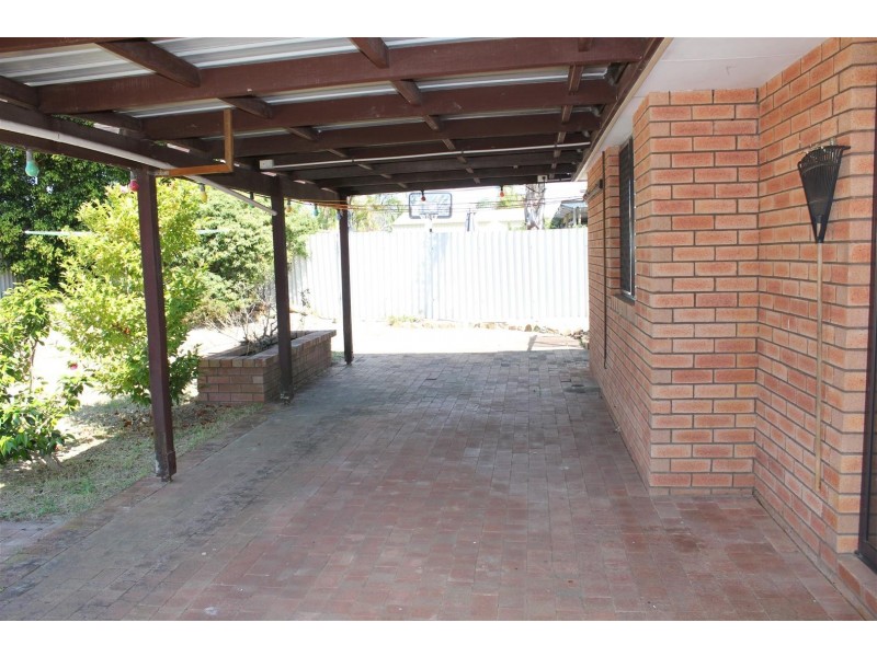 24 Strawberry Drive, Seville Grove WA 6112