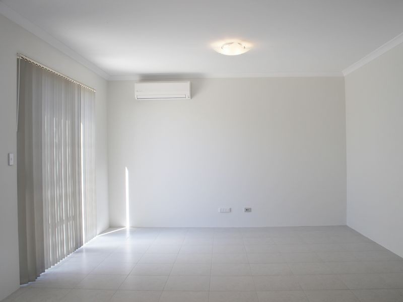 6 Boas Lane, Piara Waters WA 6112