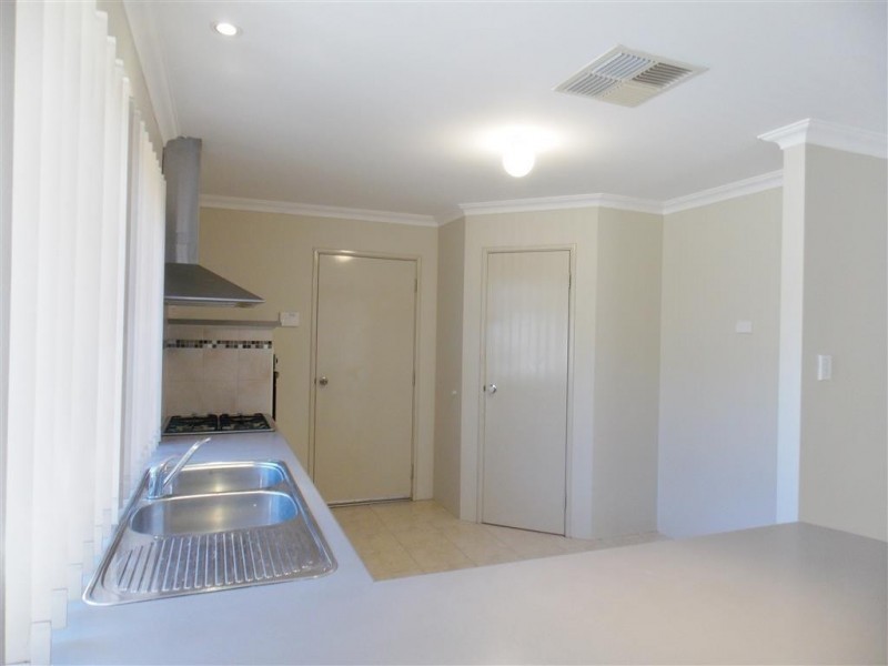 16 Hartwell Way, Secret Harbour WA 6173