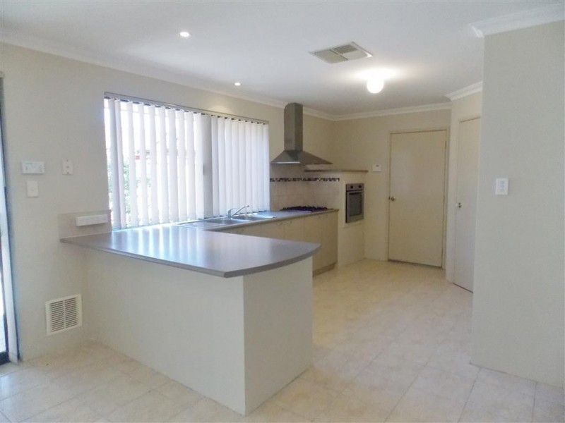 16 Hartwell Way, Secret Harbour WA 6173