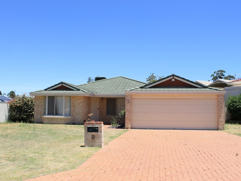 9 Callara Vista, Success WA 6164