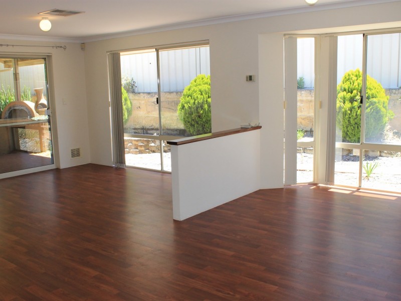 9 Callara Vista, Success WA 6164