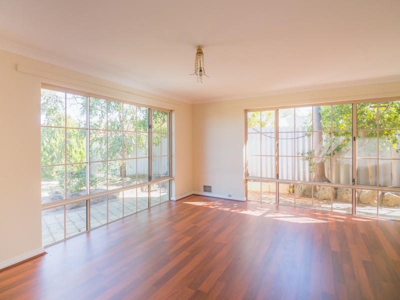 13 Karri Court, Yangebup WA 6164