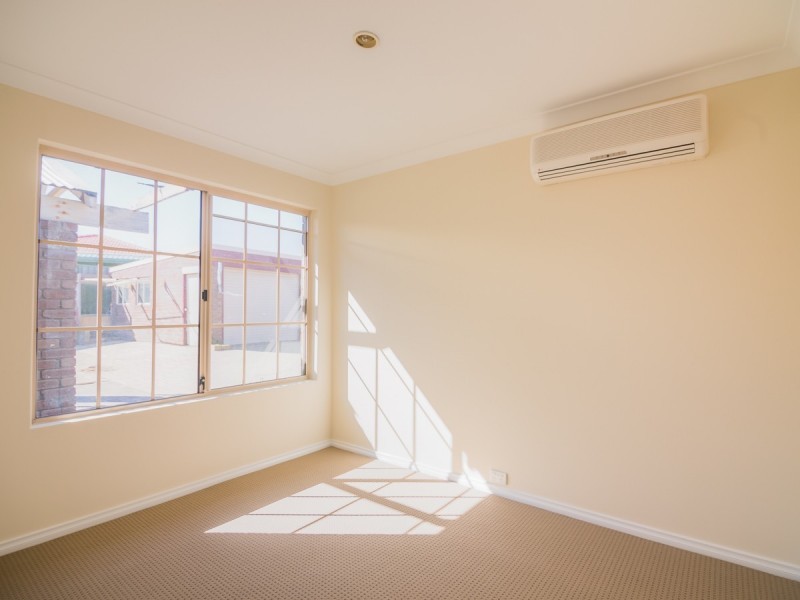 13 Karri Court, Yangebup WA 6164