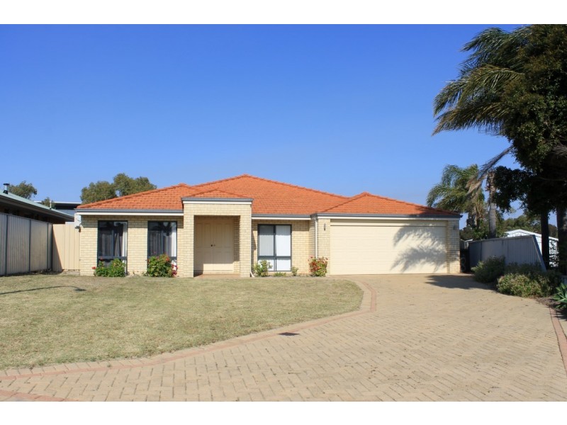 8 Ellery Court, Success WA 6164