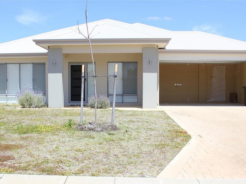 44 Fairfield Gardens, Canning Vale WA 6155