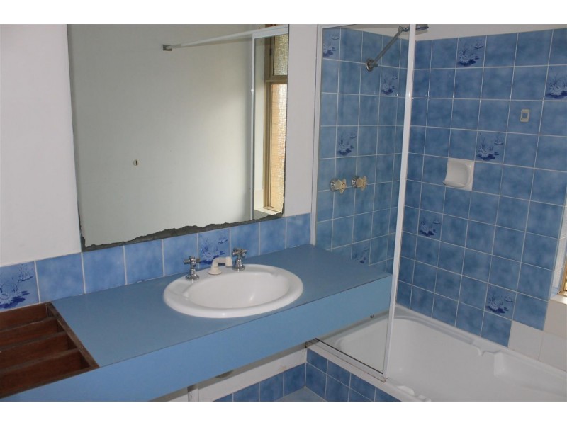 3 McLernon Place, South Lake WA 6164