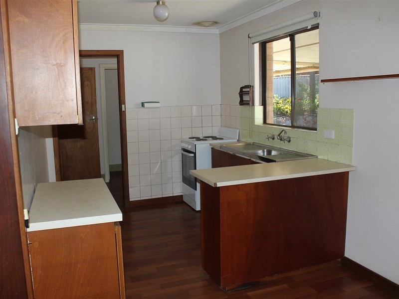 8 Graham Street, Spearwood WA 6163