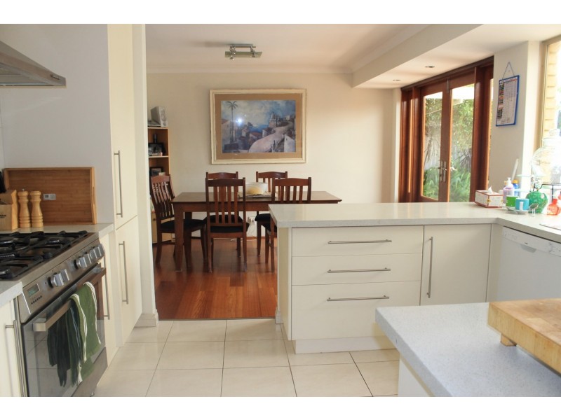 6 Watson Hill, Winthrop WA 6150