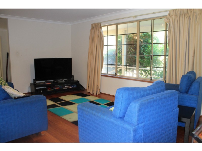 6 Watson Hill, Winthrop WA 6150