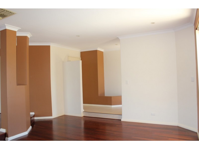 18 Torenia Way, Yangebup WA 6164