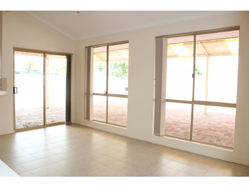 18 Torenia Way, Yangebup WA 6164