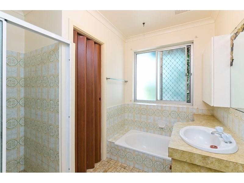 3 Glen Street, Rockingham WA 6168