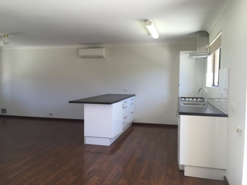 34 Bourbon Street, Hamilton Hill WA 6163