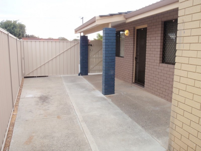 34 Bourbon Street, Hamilton Hill WA 6163