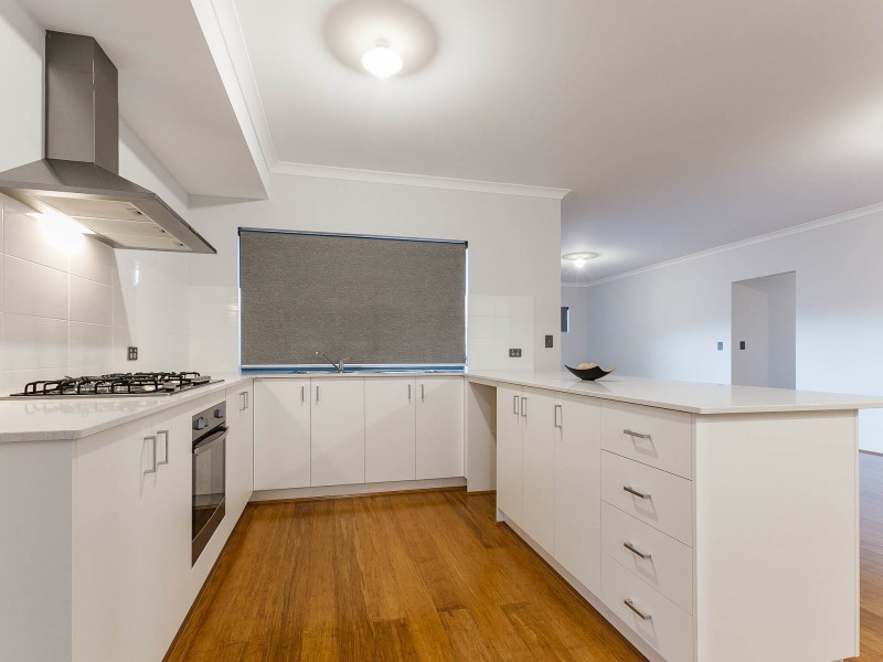 30B Bullfinch Street, Spearwood WA 6163