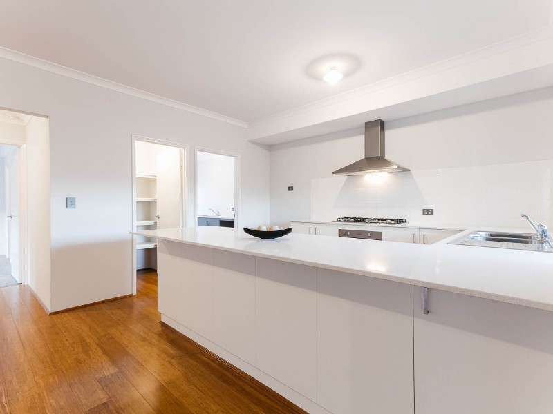 30B Bullfinch Street, Spearwood WA 6163